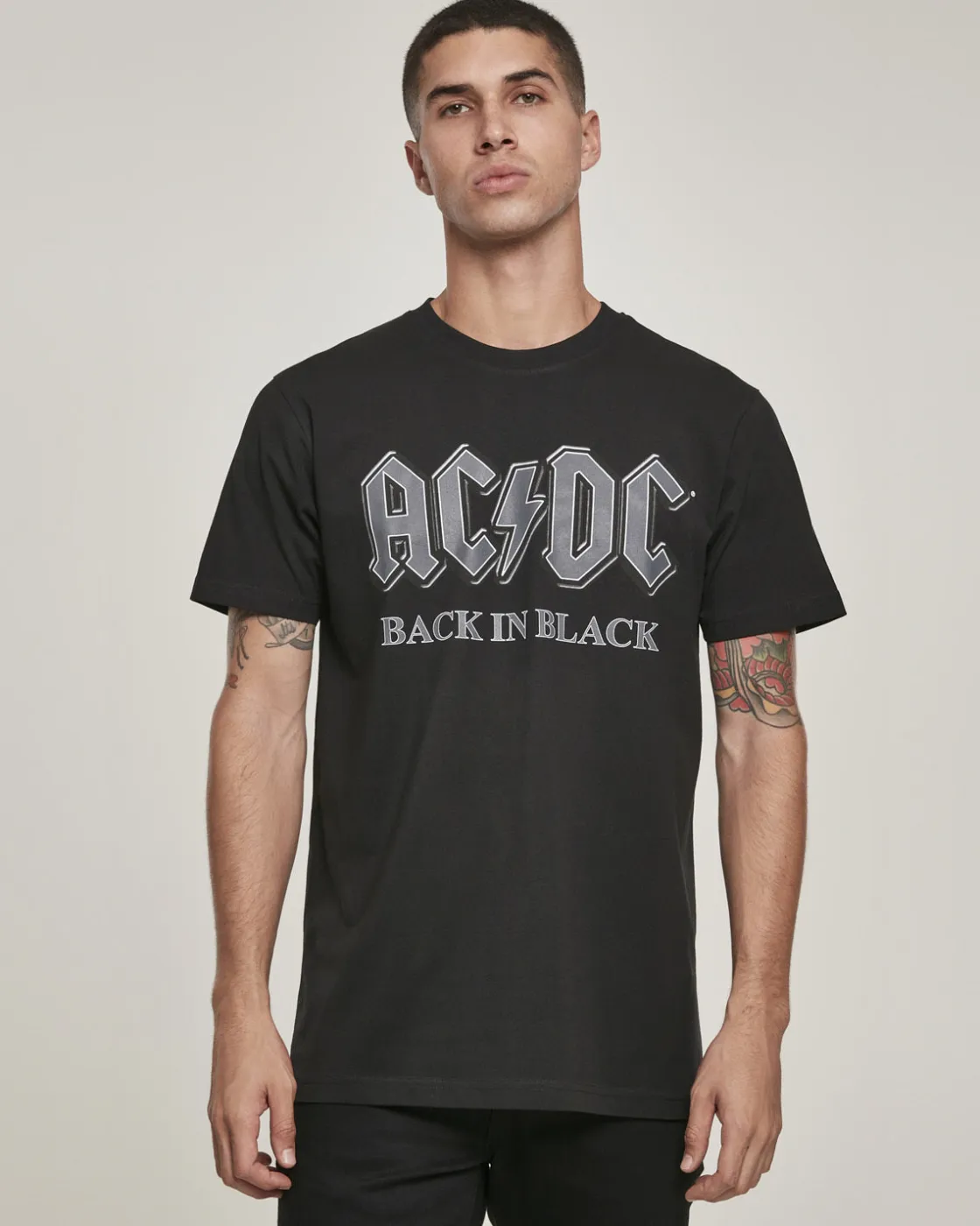 Hot AC/DC Back in black t-paita - Musta T-Paidat|Bändi- & Leffatuotteet