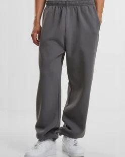 Outlet Basic joggerit Housut