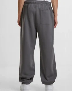 Outlet Basic joggerit Housut