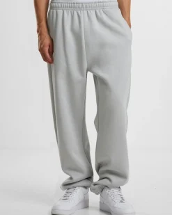 Outlet Basic joggerit Housut