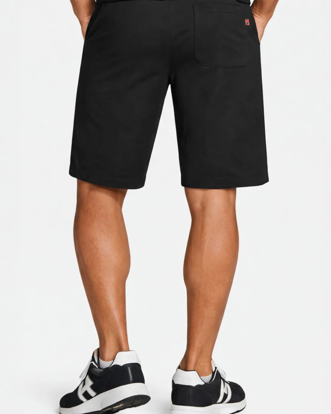Sale Poliar collegeshortsit - Musta Shortsit