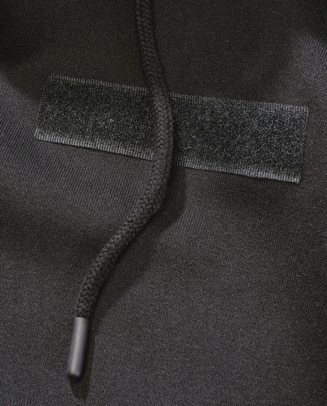 Clearance Tactical Vetoketjuhuppari - Musta Hupparit & Colleget